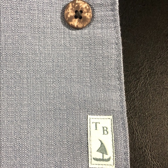 Trader Bay Men’s L Cocktail Embroidered Camp Shirt - Picture 5 of 5
